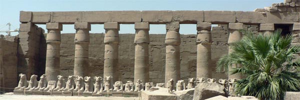 Karnak-Tempel 2007 NZ